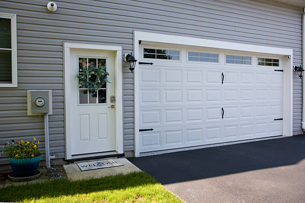 24/7 Emergency Garage Door Panel Replacement experts in Oak Harbor, WA